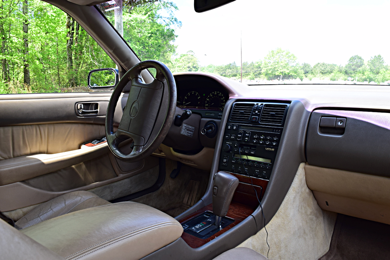 Illustration for article titled Breaking Down my 1990 Lexus LS400: What's the Deal?